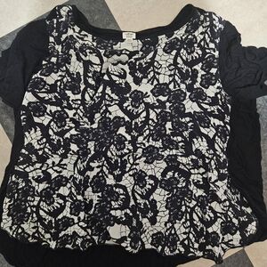 Wilfred Black and White Lace Pattern Blouse